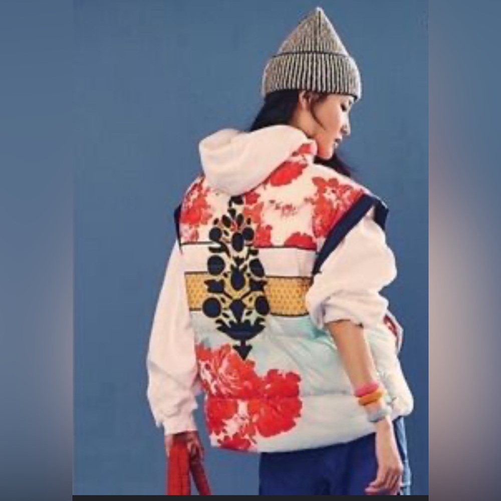 Free People Movement Bubble Printed Puffer Vest Size Medium NWT